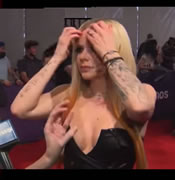 Avril Touch